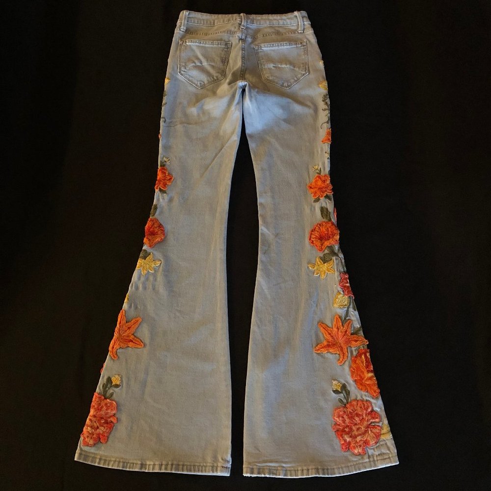 Free People x Driftwood Farrah Embroidered Flare Jeans Sz 24 - Picture 4 of 15
